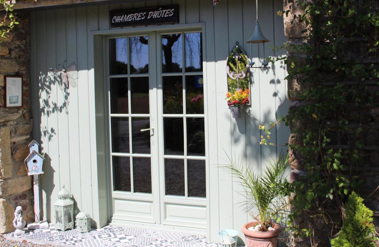Le Domaine De L'Arche Bed & Breakfast Plouasne Exterior photo